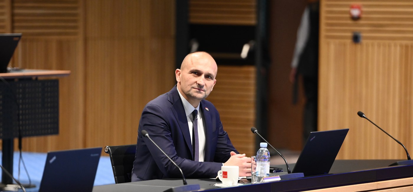 Anušić: Bolji standard vojnika u  fokusu je ove Vlade